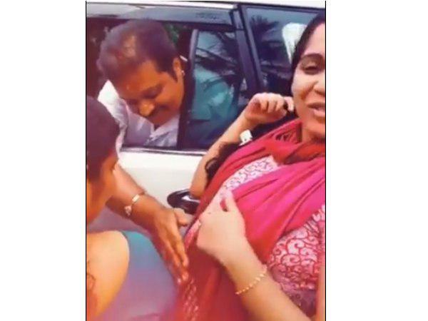 യുവതി ആവശ്യപ്പെട്ടു