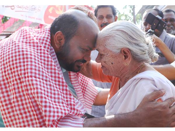 മൂന്നാംഘട്ട പൊതു പര്യടനം