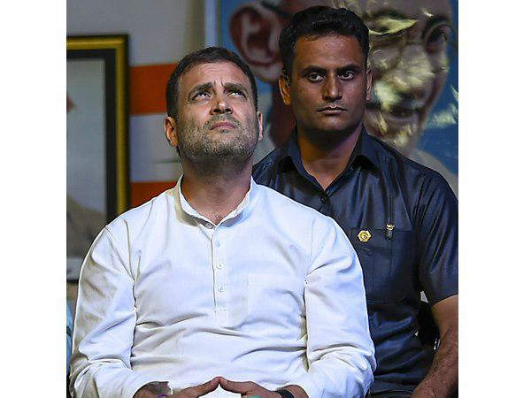 പശ്ചിമബംഗാളില് ഇങ്ങനെ