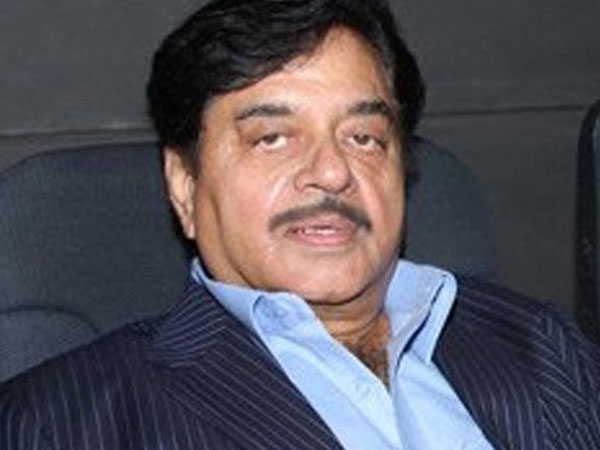 കരിങ്കൊടി രാഷ്ട്രീയം