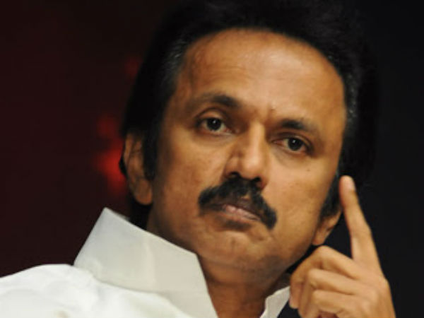 യുവജനങ്ങള്ക്കിടയില് സ്വാധീനം