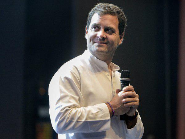 മോദി സമ്പന്നര്ക്കൊപ്പം