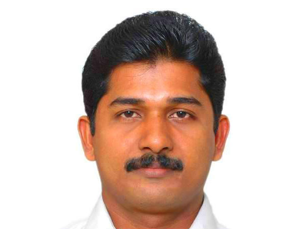 കൊടി മടക്കി വീട്ടിലിരിക്കുന്നവരല്ല