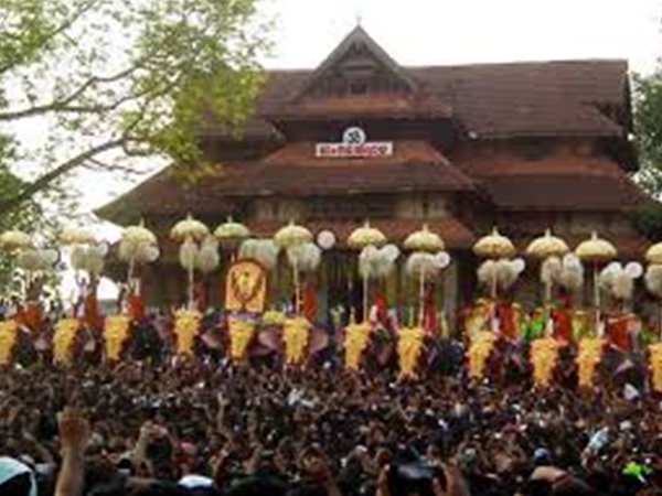 പൂരത്തിനൊരുങ്ങി ആരോഗ്യ വകുപ്പ്