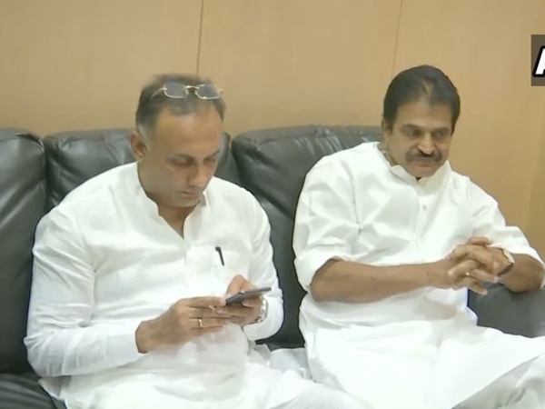 ബെംഗളൂരുവില് എത്തി