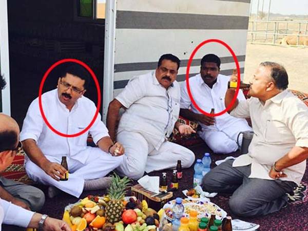 ഫോട്ടോകള് യാദൃശ്ചികമെന്ന്