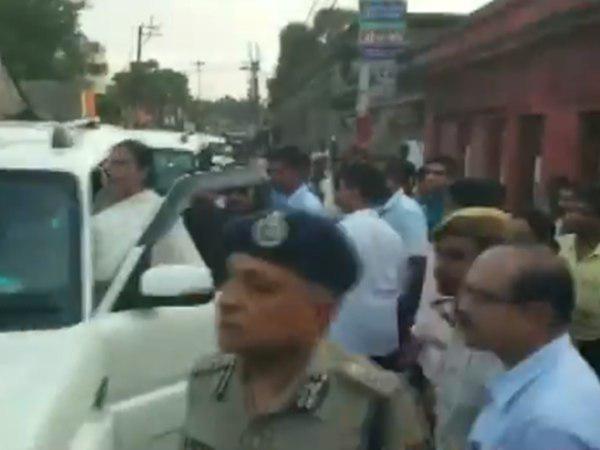 ധര്ണ്ണയ്ക്ക് പോവുമ്പോള്
