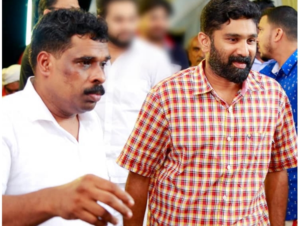 രാഷ്ട്രീയ എതിരാളികള്