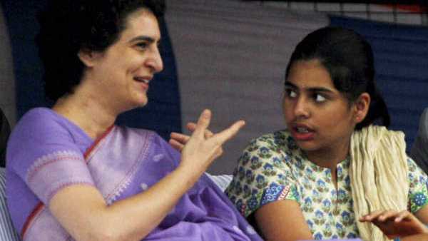 പ്രിയങ്ക മുന്നിൽ വേണം