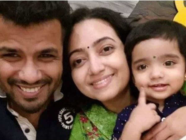 ആരാണെന്ന് അറിയില്ല