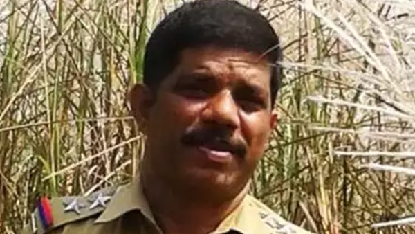 യാത്ര പോവുകയാണ്
