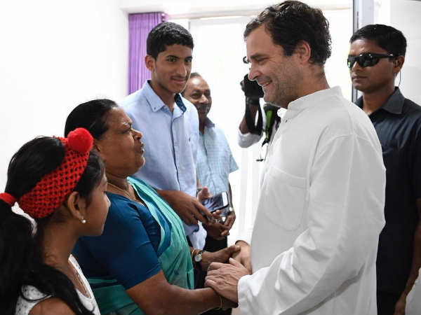 രാജമ്മയെ കാണാന് എത്തി