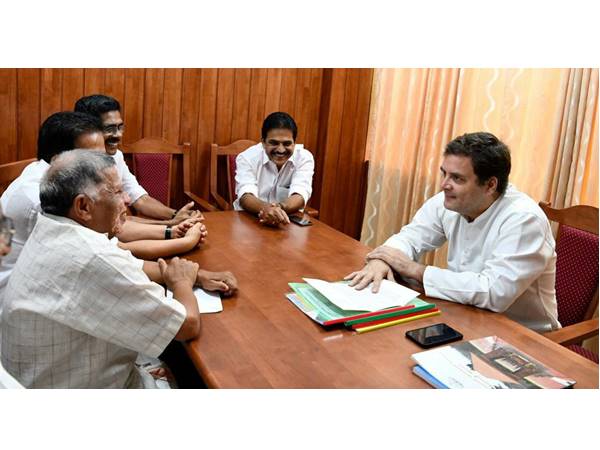 ചുരം ബദല് പാതയും രാത്രിയാത്രാ നിരോധനവും