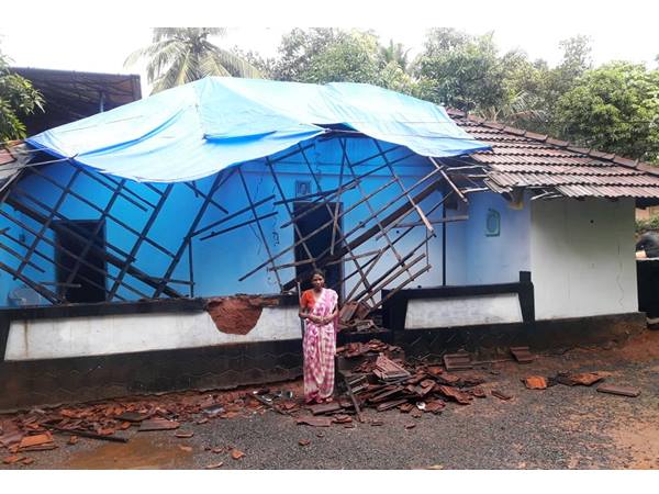 കാറ്റും മഴയും