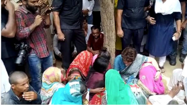 തൃണമൂല് നേതാക്കളെ തടഞ്ഞു