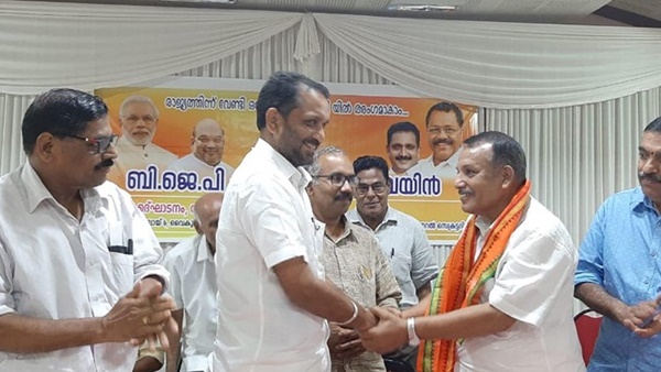 കോണ്ഗ്രസ് എസിലും എന്സിപിയിലും