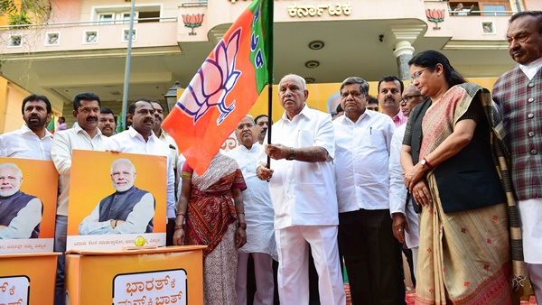 ആര്എസ്എസ്സുകാരനായി തുടങ്ങി