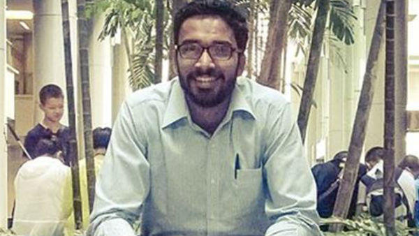 ആരാധകരും ശത്രുക്കളും