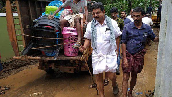 മിനി കണ്ട്രോള് റൂം