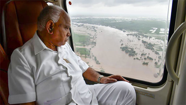 ആദ്യമന്ത്രിസഭ യോഗം