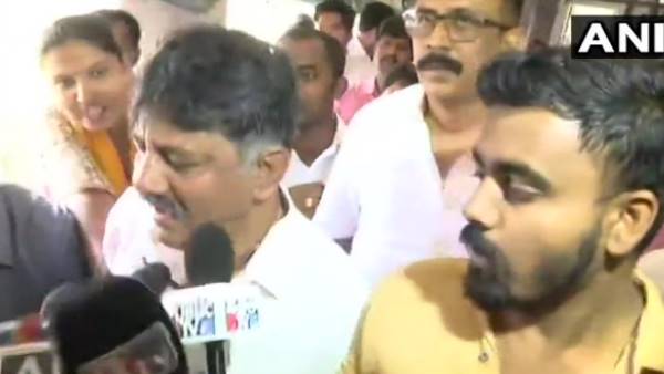 രാഷ്ട്രീയ പകപോക്കല്