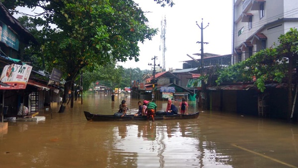 'ഫണ്ട് വകമാറ്റി ചിലവഴിച്ചു എന്ന ആരോപണം'