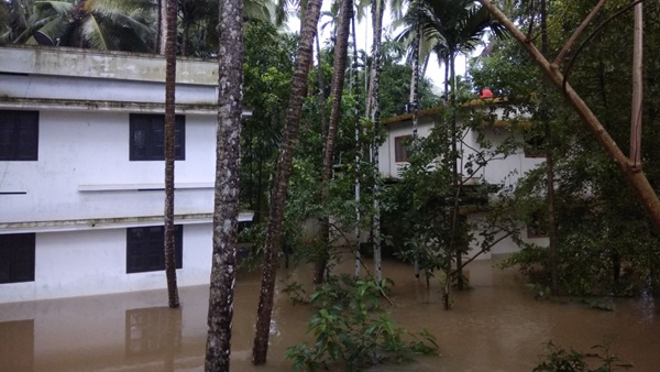 ഭക്ഷണമെത്തിക്കാനാവില്ല