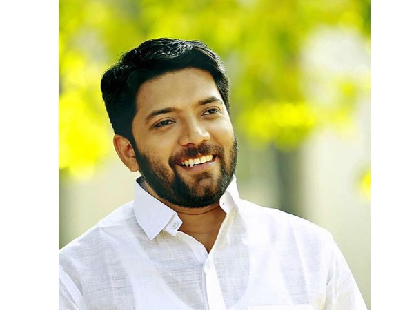 സഖാക്കളേ, പിന്നെന്താണ് ചോദിക്കേണ്ടത്