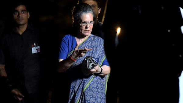 രാഷ്ട്രീയ പ്രവേശം