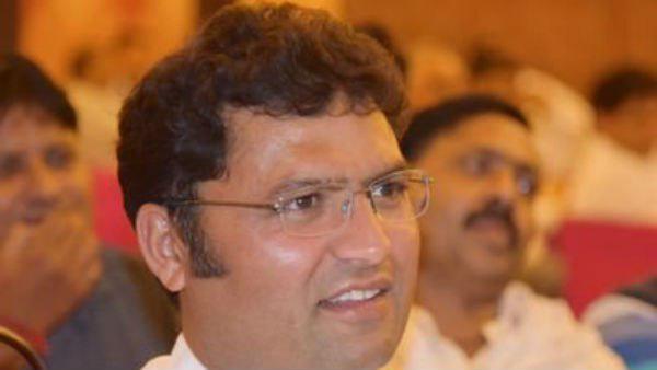 തിരഞ്ഞെടുപ്പില് മത്സരിക്കേണ്ട