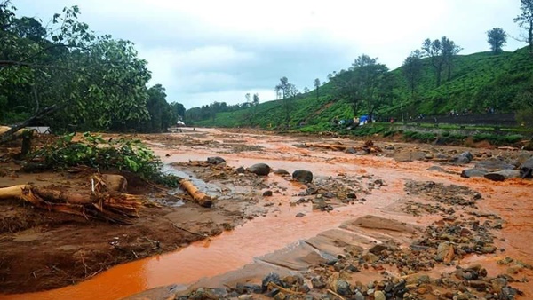 മണ്ണിനടയില് പെട്ടുപോയത്