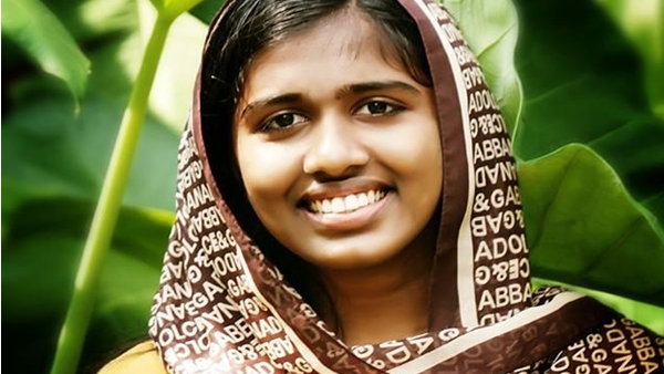 വിലക്കും പരാതിയും