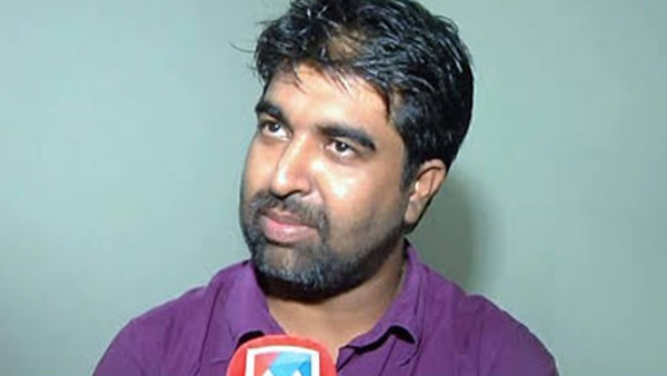 കല്ലെറിഞ്ഞു