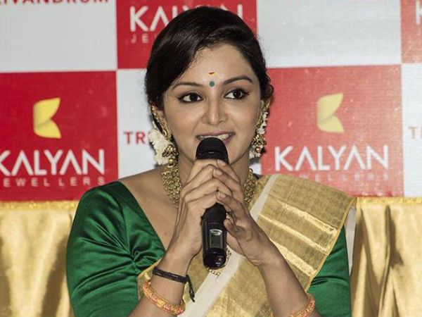 ദൂതനാണ് ശ്രീകുമാർ എന്ന്