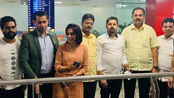 അതേ ഹോട്ടലിൽ മുറിയെടുത്തു