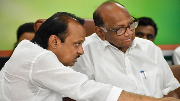 മറുകണ്ടം ചാടി അജിത് പവാർ
