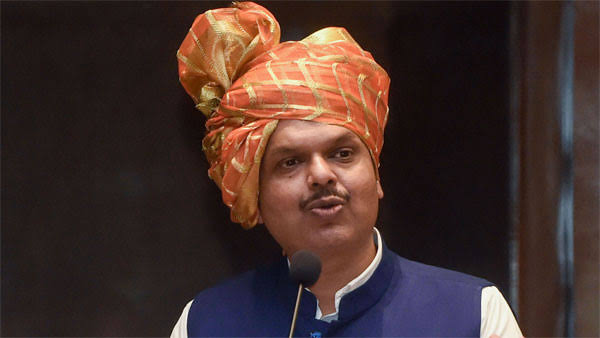 ഫഡ്നാവിസാണ് താളം തെറ്റിച്ചതെന്ന് ഉദ്ധവ്