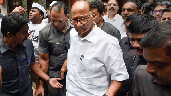 തെറ്റിദ്ധരിപ്പിച്ച് കൊണ്ടുപോയി