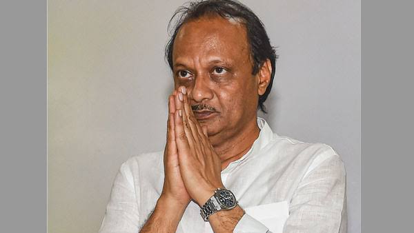 പുറത്താക്കാത്തതിന് പിന്നിൽ