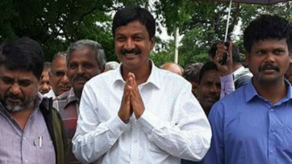 പടയൊരുക്കവുമായി ബിജെപി വിമതര്