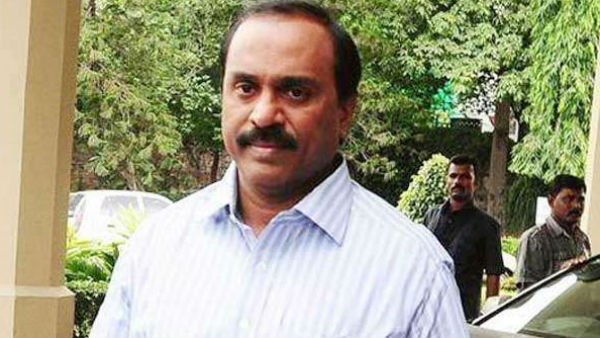റെഡ്ഡി സഹോദരന്മാരുടെ പിന്തുണ