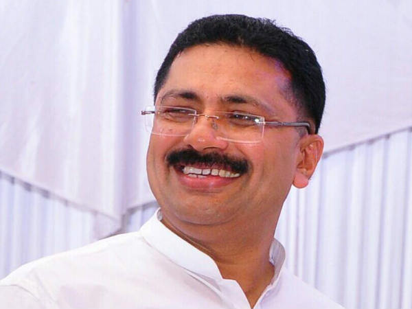 ചട്ടങ്ങൾക്ക് വിരുദ്ധം