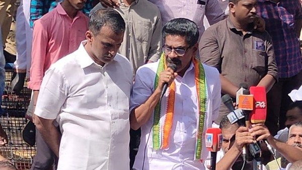 ഖേദകരം