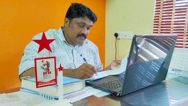 പെൺകുട്ടികൾ കിടന്നുറങ്ങുന്നത് ആൺകുട്ടികൾക്കൊപ്പം
