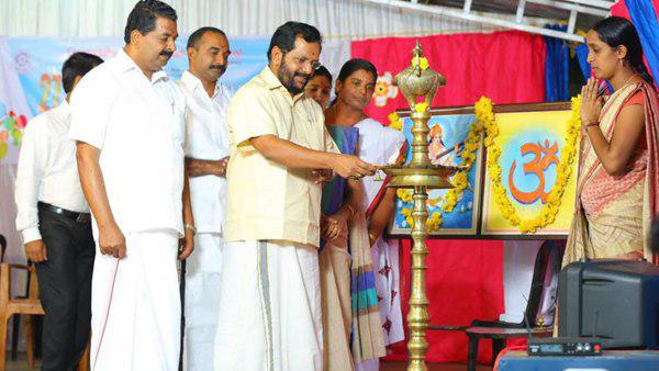 എന്എസ്എസിനെ പാട്ടിലാക്കാന്