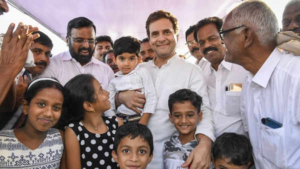 സ്ഥാനമൊഴിയുന്നു