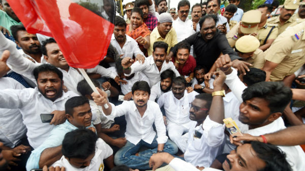 തമിഴ്നാട്ടിലും പ്രതിഷേധം