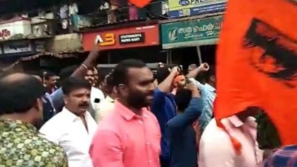 കടയടച്ച് വ്യാപാരികള്