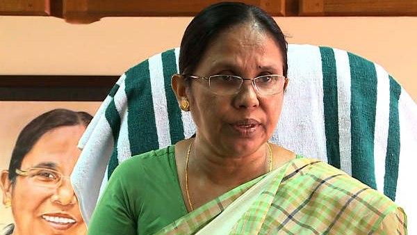 തൃശൂരില് പോവും