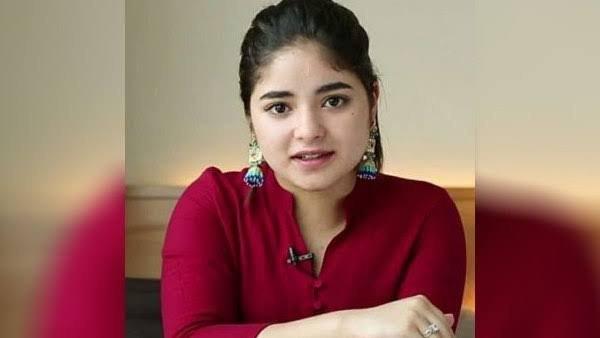 മതം പറഞ്ഞ് വിമർശനം